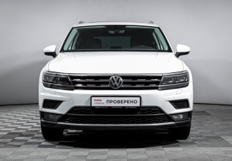 Подержанный автомобиль Volkswagen Tiguan 2018 года (2 фото)