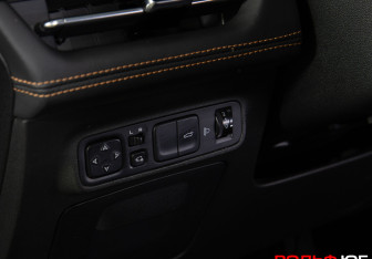 Подержанный автомобиль Changan UNI-K 2023 года (19 фото)