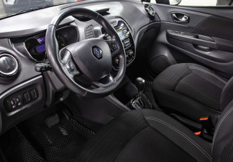Подержанный автомобиль Renault Kaptur 2016 года (15 фото)