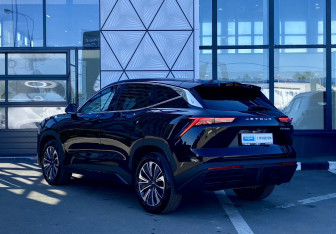 Подержанный автомобиль Jetour Dashing 2023 года (7 фото)