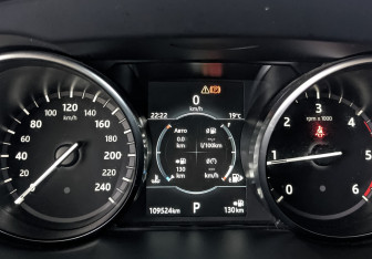 Подержанный автомобиль Land Rover Discovery Sport 2018 года (16 фото)