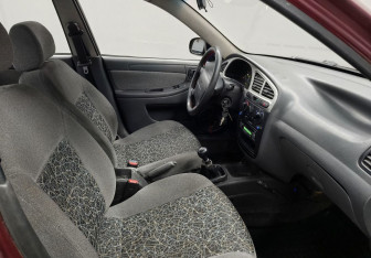 Подержанный автомобиль Chevrolet Lanos 2008 года (9 фото)