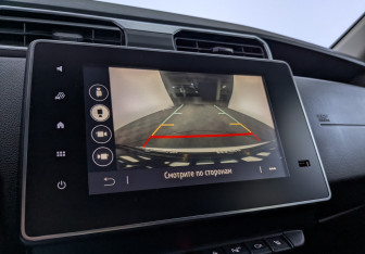 Подержанный автомобиль Renault Duster 2021 года (26 фото)