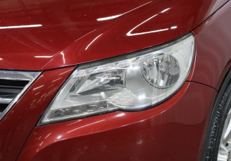 Подержанный автомобиль Volkswagen Tiguan 2011 года (25 фото)