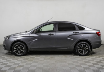Подержанный автомобиль LADA (ВАЗ) Vesta Sedan 2019 года (8 фото)