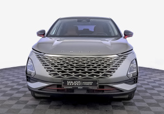 Подержанный автомобиль Omoda C5 2023 года (2 фото)