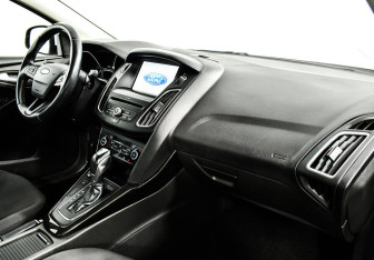Подержанный автомобиль Ford Focus Sedan 2016 года (5 фото)