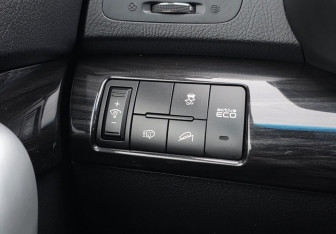 Подержанный автомобиль Kia Sorento 2010 года (16 фото)