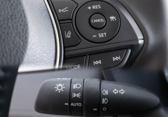 Новый Toyota RAV4 2025 (17 фото)