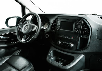 Подержанный автомобиль Mercedes-Benz Vito 2016 года (9 фото)
