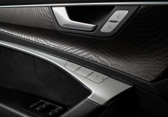 Подержанный автомобиль Audi A7 2018 года (18 фото)