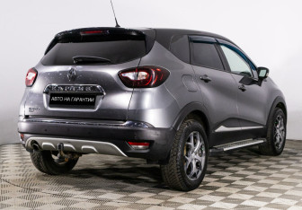 Подержанный автомобиль Renault Kaptur 2016 года (3 фото)