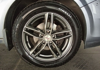 Подержанный автомобиль Opel Astra Hatchback 2009 года (17 фото)