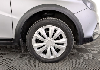 Подержанный автомобиль LADA (ВАЗ) Vesta Wagon 2019 года (18 фото)