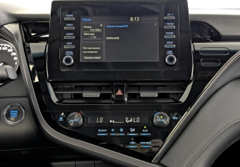 Подержанный автомобиль Toyota Camry Sedan 2021 года (17 фото)