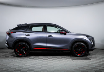 Подержанный автомобиль Omoda C5 2024 года (4 фото)