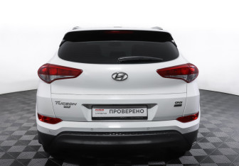 Подержанный автомобиль Hyundai Tucson 2017 года (6 фото)