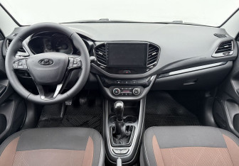 Подержанный автомобиль LADA (ВАЗ) Vesta Wagon 2019 года (12 фото)