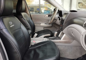 Подержанный автомобиль Subaru Forester Suv 2009 года (10 фото)