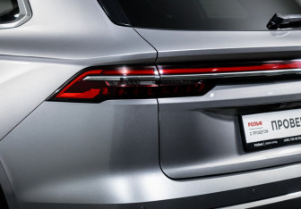 Подержанный автомобиль Geely Monjaro 2023 года (16 фото)