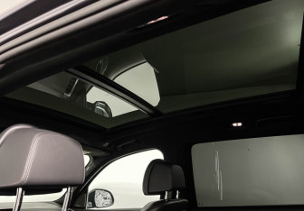 Подержанный автомобиль BMW X7 2020 года (16 фото)