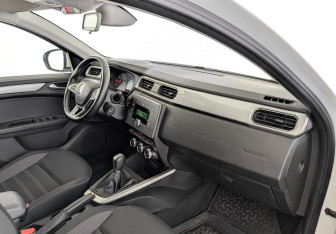 Подержанный автомобиль Renault Arkana 2019 года (11 фото)