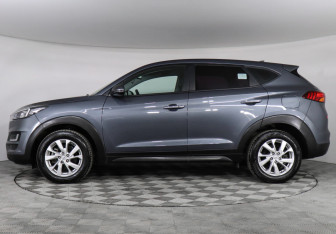 Подержанный автомобиль Hyundai Tucson 2020 года (8 фото)