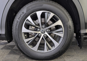 Подержанный автомобиль Lexus RX 2021 года (12 фото)