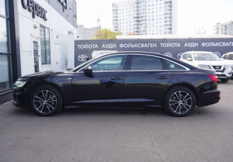 Подержанный автомобиль Audi A6 Sedan 2019 года (8 фото)