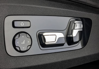 Подержанный автомобиль BMW X5 2019 года (26 фото)