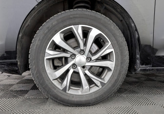 Подержанный автомобиль Haval Jolion 2023 года (18 фото)