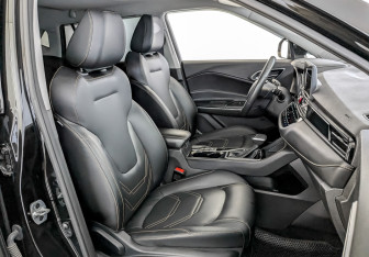 Подержанный автомобиль Москвич 3 2023 года (24 фото)