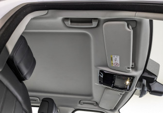 Подержанный автомобиль Land Rover Range Rover Sport 2020 года (21 фото)