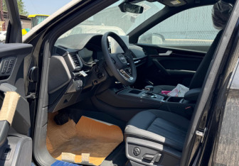 Новый Audi Q5 2023 (3 фото)