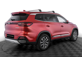 Подержанный автомобиль Chery Tiggo 8 2021 года (5 фото)