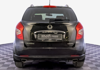 Подержанный автомобиль SsangYong Actyon 2013 года (6 фото)