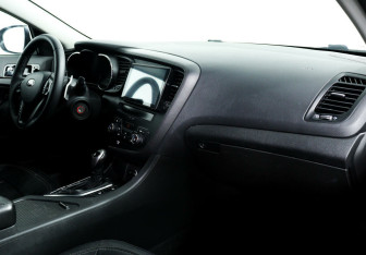 Подержанный автомобиль Kia Optima Sedan 2012 года (7 фото)