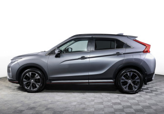 Подержанный автомобиль Mitsubishi Eclipse Cross 2019 года (8 фото)