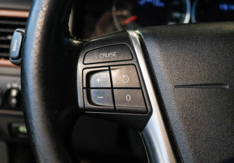 Подержанный автомобиль Volvo S80 2010 года (18 фото)