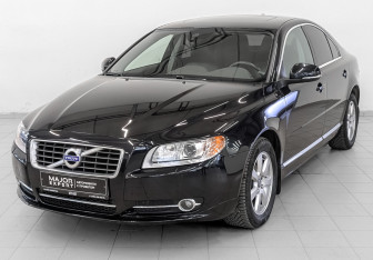 Подержанный автомобиль Volvo S80 2013 года (1 фото)