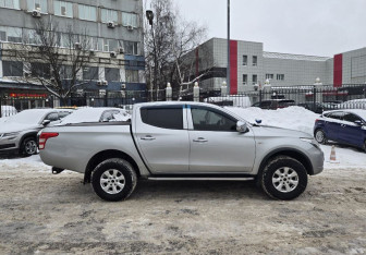 Подержанный автомобиль Mitsubishi L200 2018 года (4 фото)