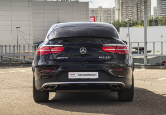 Подержанный автомобиль Mercedes-Benz GLC AMG 2018 года (8 фото)