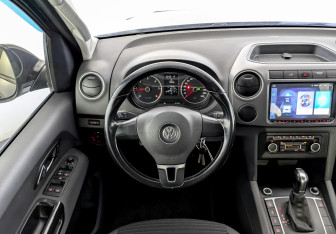 Подержанный автомобиль Volkswagen Amarok 2013 года (22 фото)