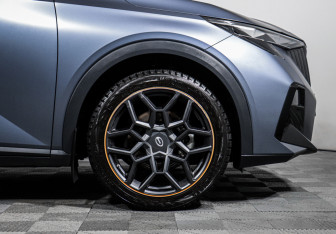 Подержанный автомобиль GAC GS3 2024 года (15 фото)