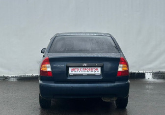 Подержанный автомобиль Hyundai Accent Sedan 2008 года (6 фото)