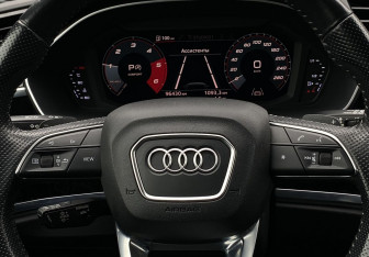 Подержанный автомобиль Audi Q3 2020 года (16 фото)