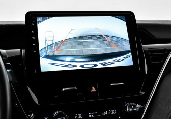 Подержанный автомобиль Toyota Camry Sedan 2022 года (11 фото)