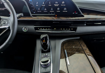 Новый Cadillac Escalade Suv 2023 (11 фото)