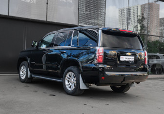 Подержанный автомобиль Chevrolet Tahoe 2016 года (6 фото)