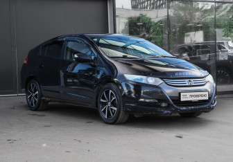 Подержанный автомобиль Honda Insight Hatchback 2009 года (3 фото)